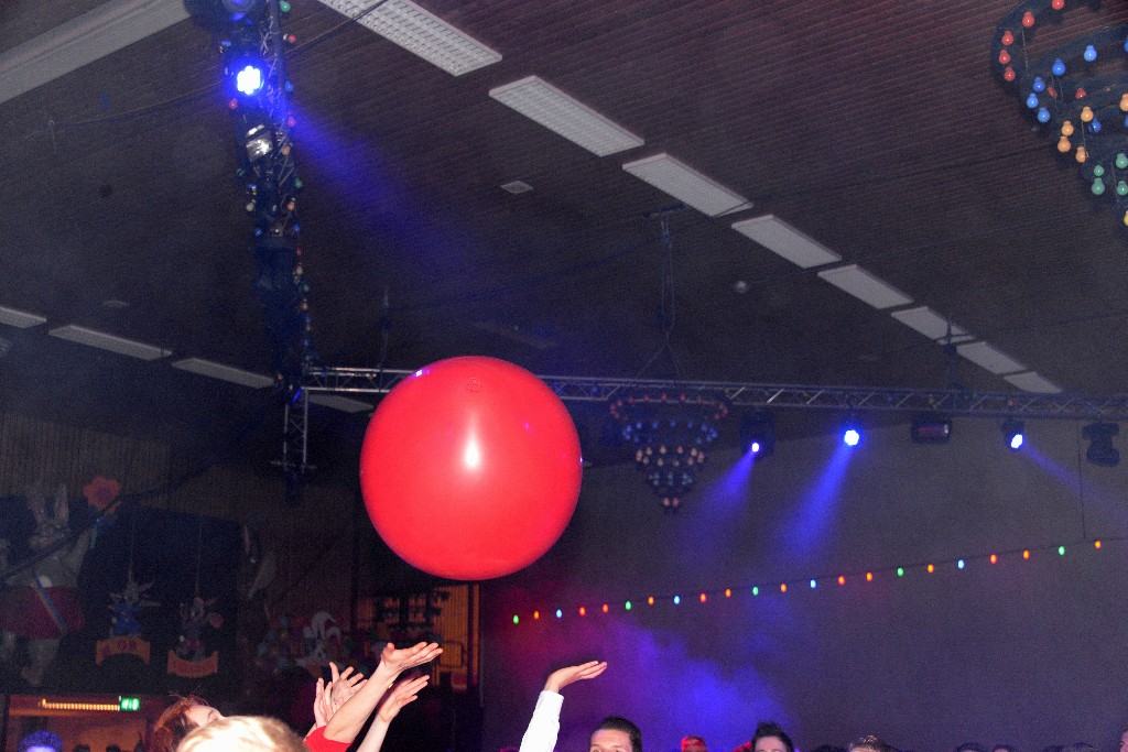 ../Images/Knalrooie Stuiterbal Disco 131.jpg